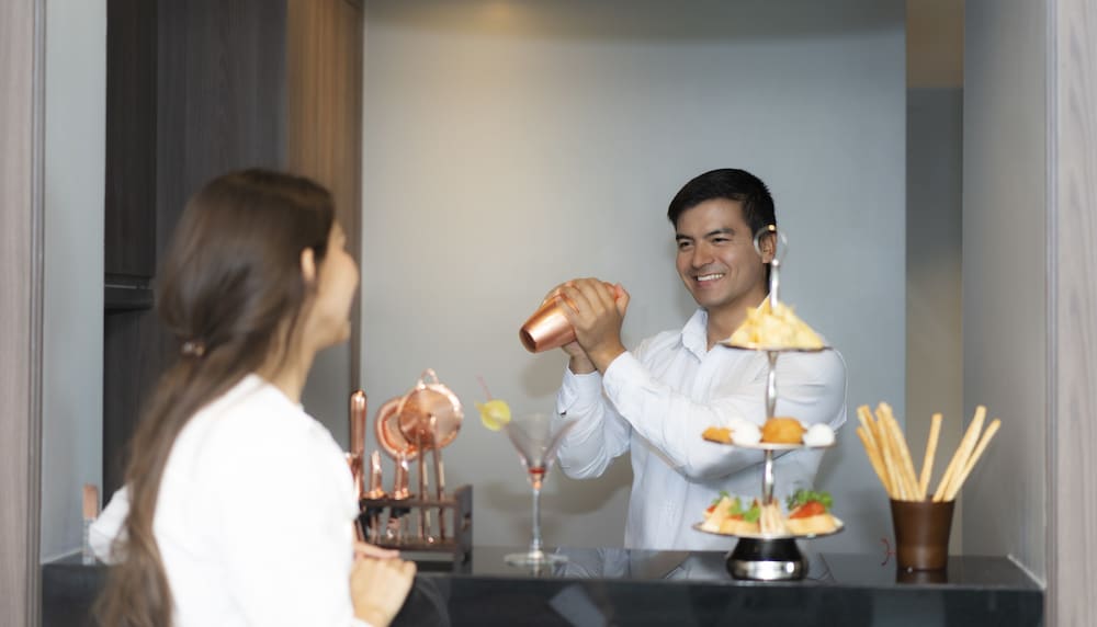 Novotel Living Bangkok Sukhumvit Legacy 11/77