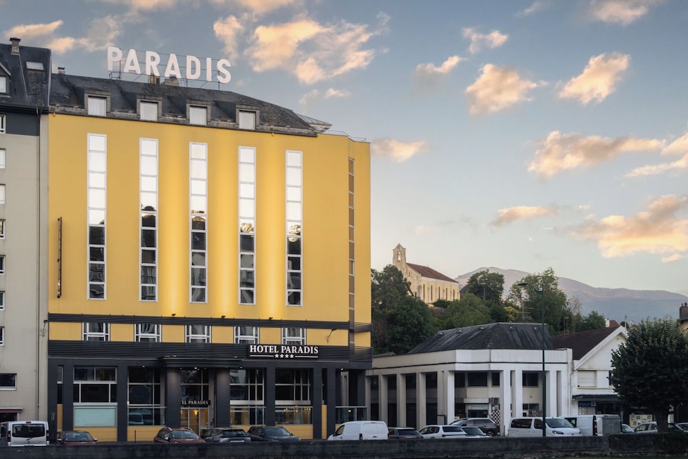 Hotel Paradis De Lourdes in LOURDES