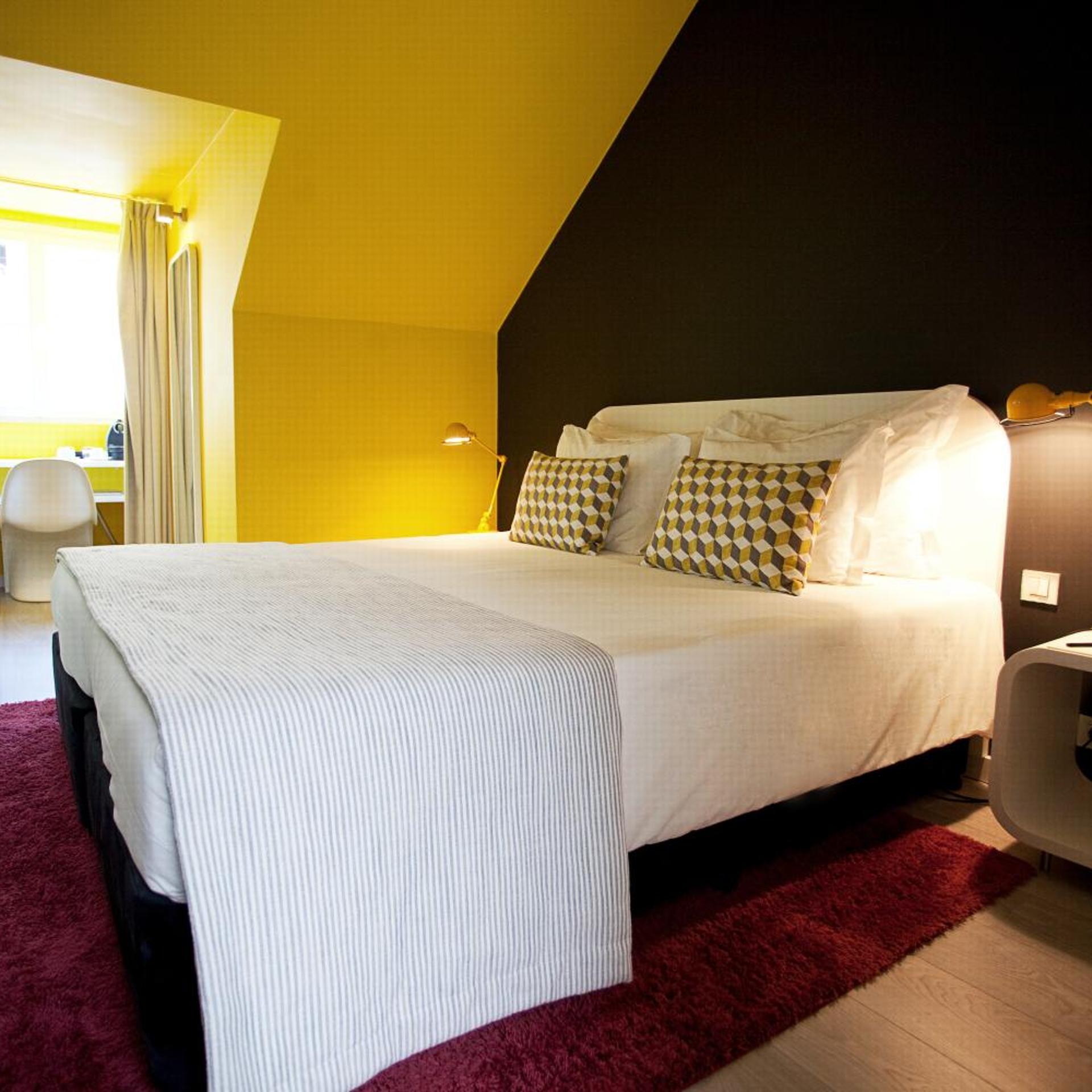 Standard, Double Bed, Street View، Internacional Design Hotel 7/9