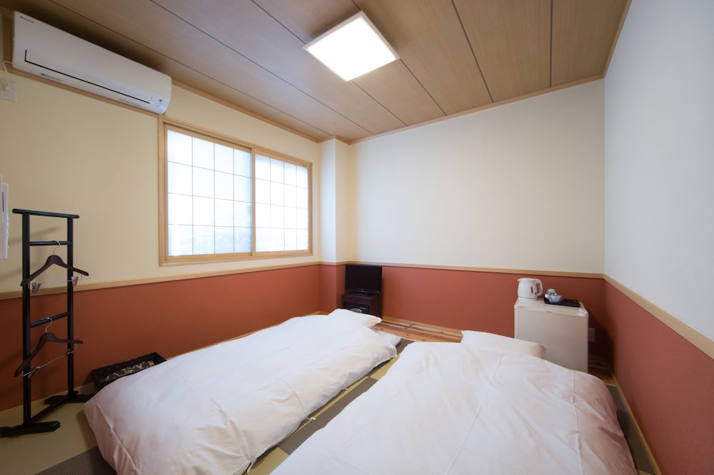 Ebisu Ryokan 6/28