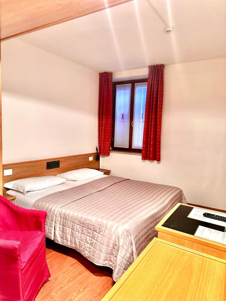 Hotel Patriarca 26/68
