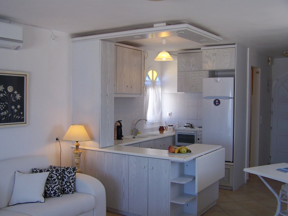 CALDERA VIEW RESORT ADULTS ONLY 27/50
