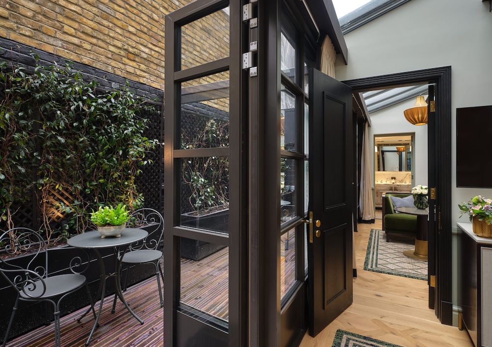 The Mayfair Townhouse – an Iconic Luxury Hotel 38/66