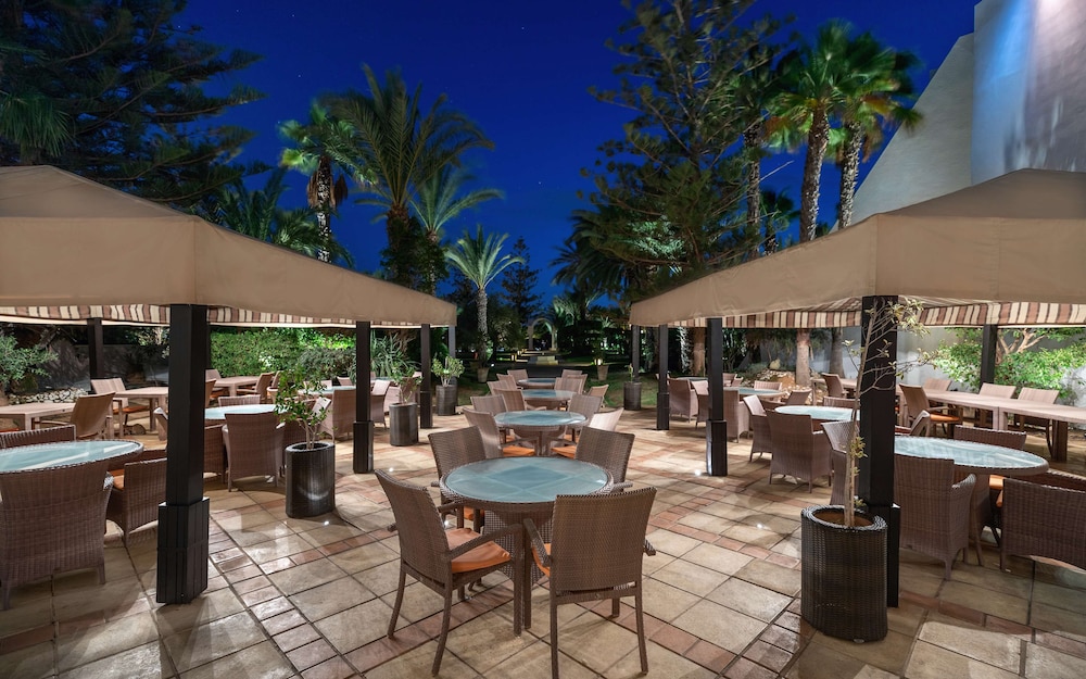Radisson Blu Palace Resort and Thalasso 65/78