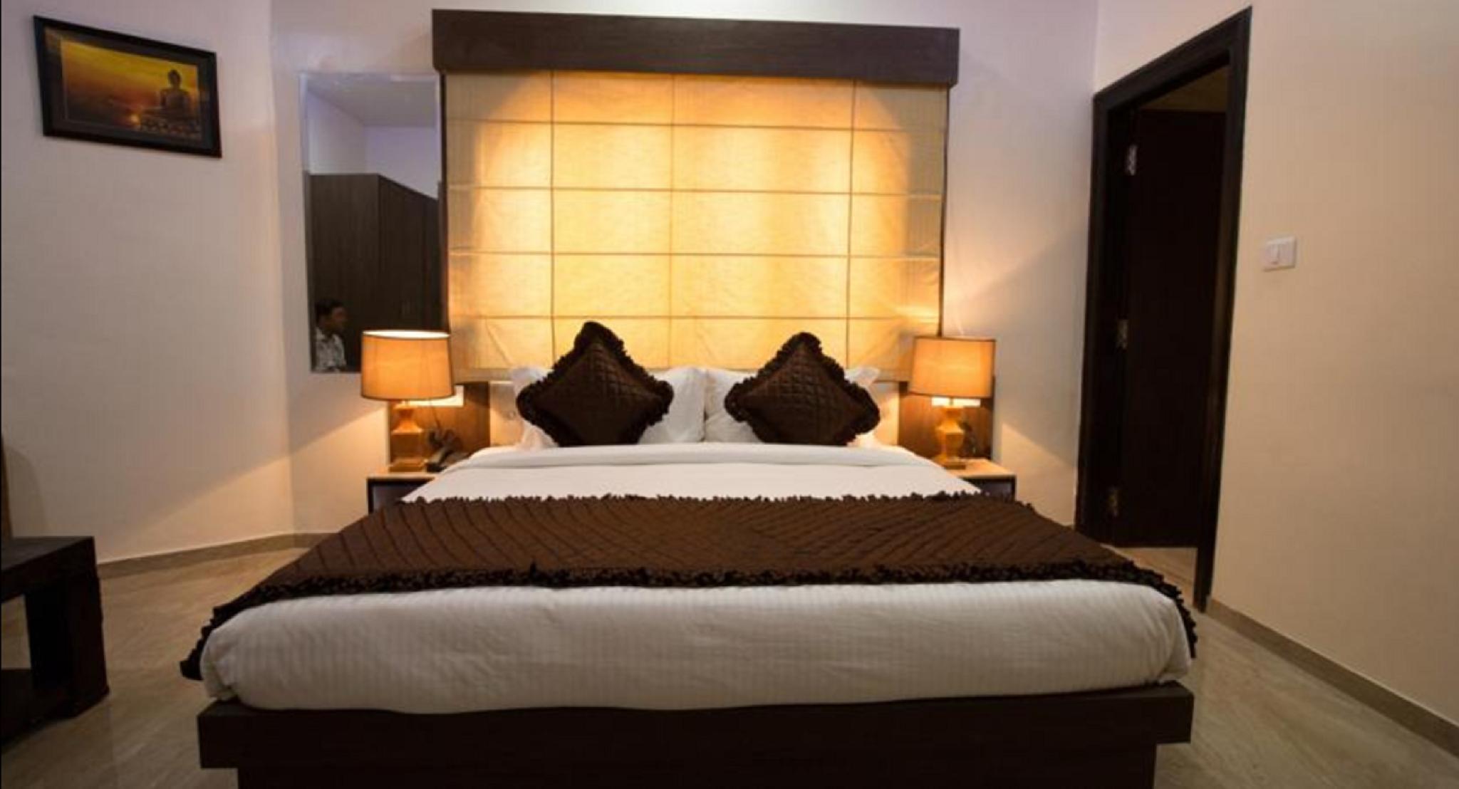 OYO Rooms Bani Park Bhrigu Marg 14/54