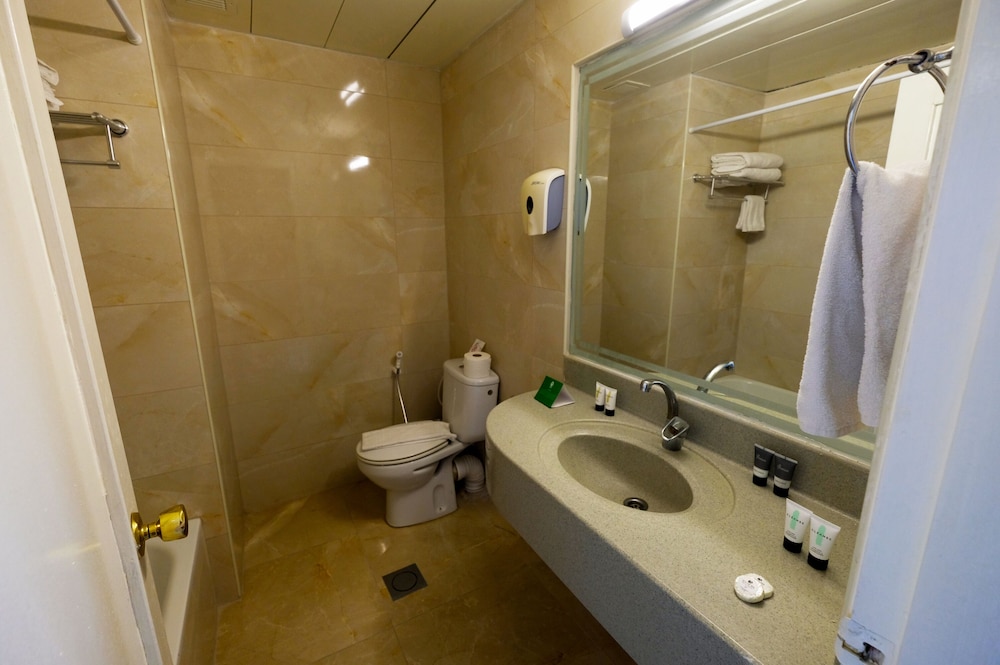 City Inn Palace Hotel 47/50