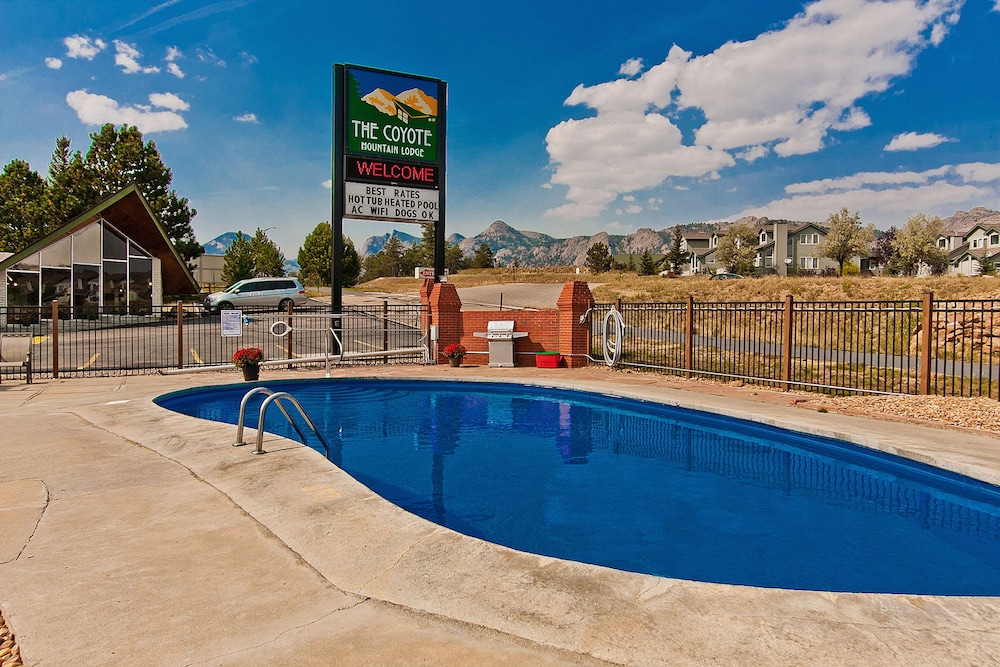 Coyote Mountain Lodge 40/50