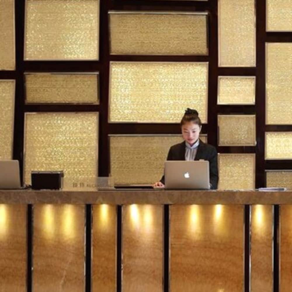 Crowne Plaza Taizhou 12/75