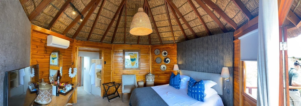 Garden Route Game Lodge 11/74