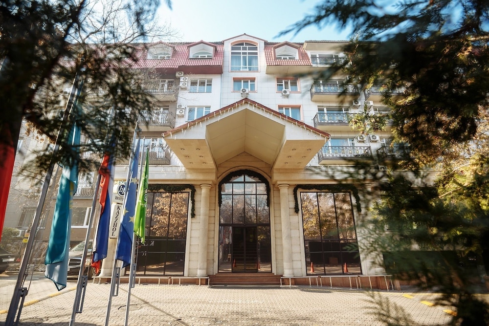 Kazzhol Almaty 43/46