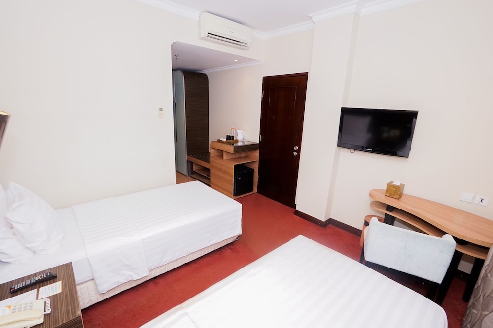 BRITS Hotel Pangkalan Bun 24/67