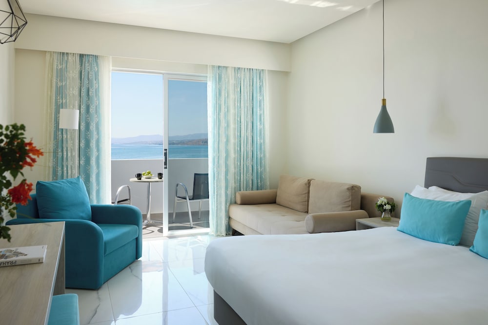 Sunrise Beach Resort 9/36