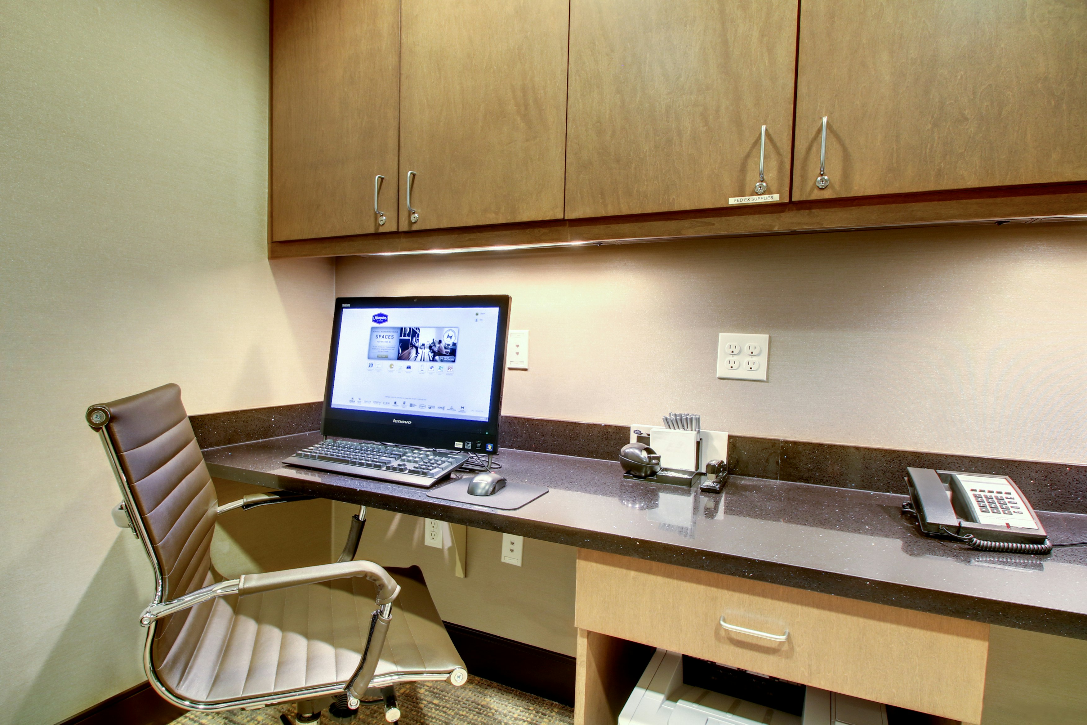 Hampton Inn & Suites Milwaukee West 57/64