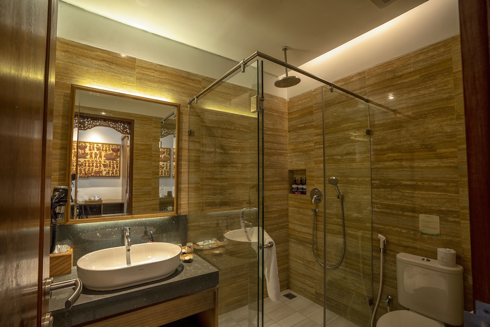 Sima Hotel Kuta Lombok 50/50