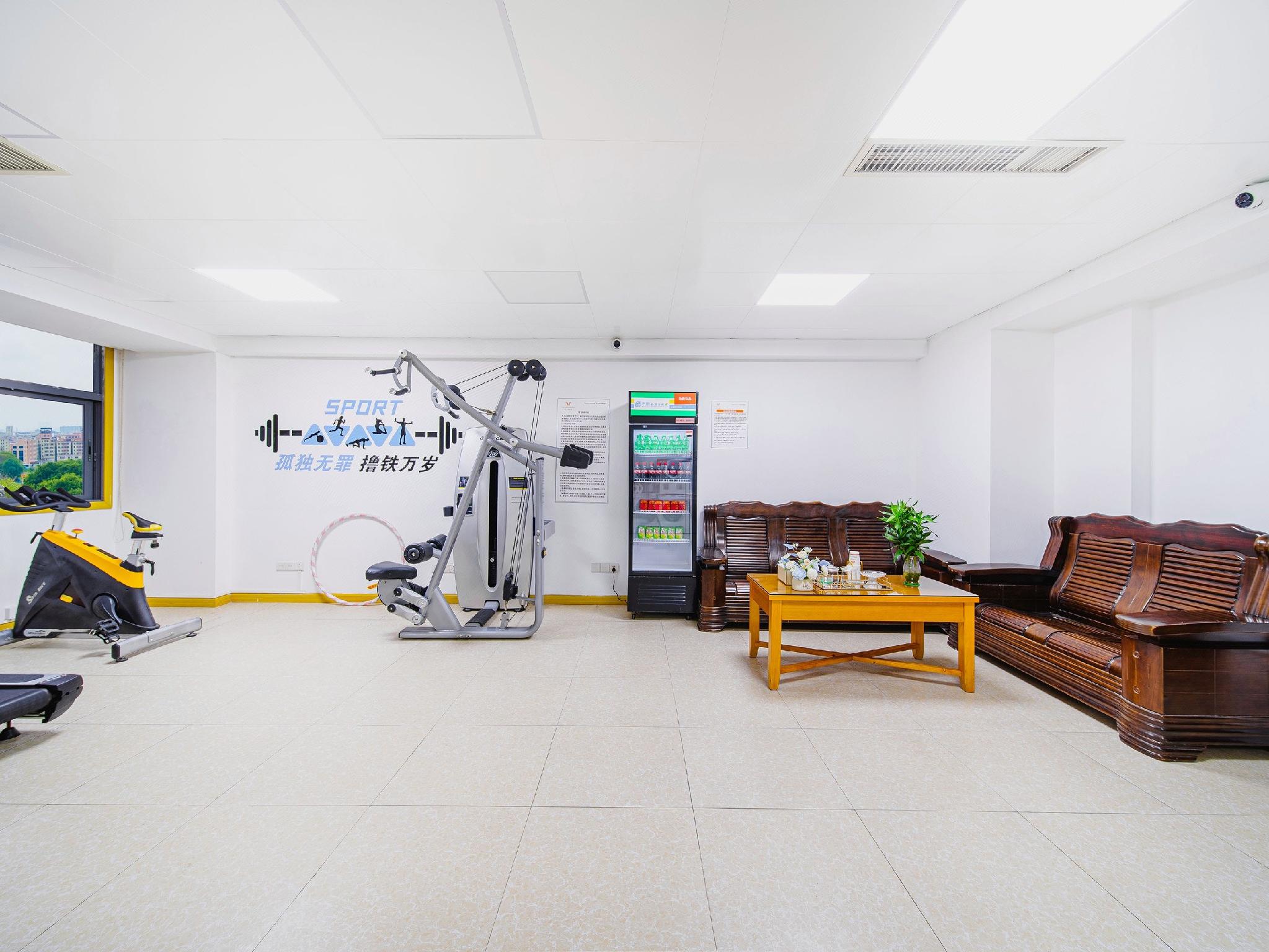 Vienna Hotel (Dongguan Tangxia Huayuan Street) 45/60