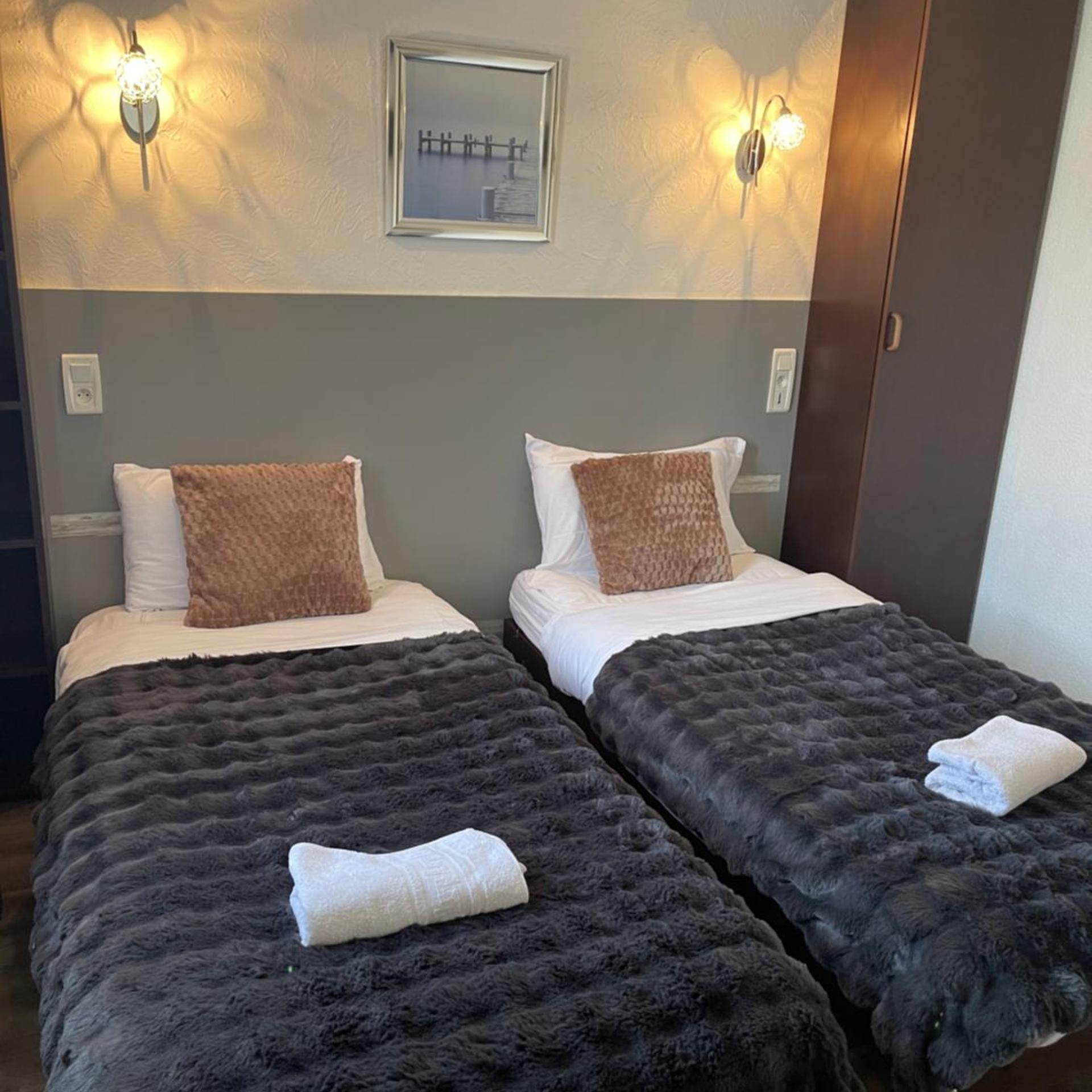 غرفة كومفورت بسريرين منفصلين، Hotel Clair Logis 3/10