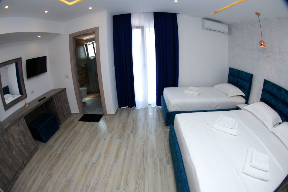 Hotel Kuburi 9/50