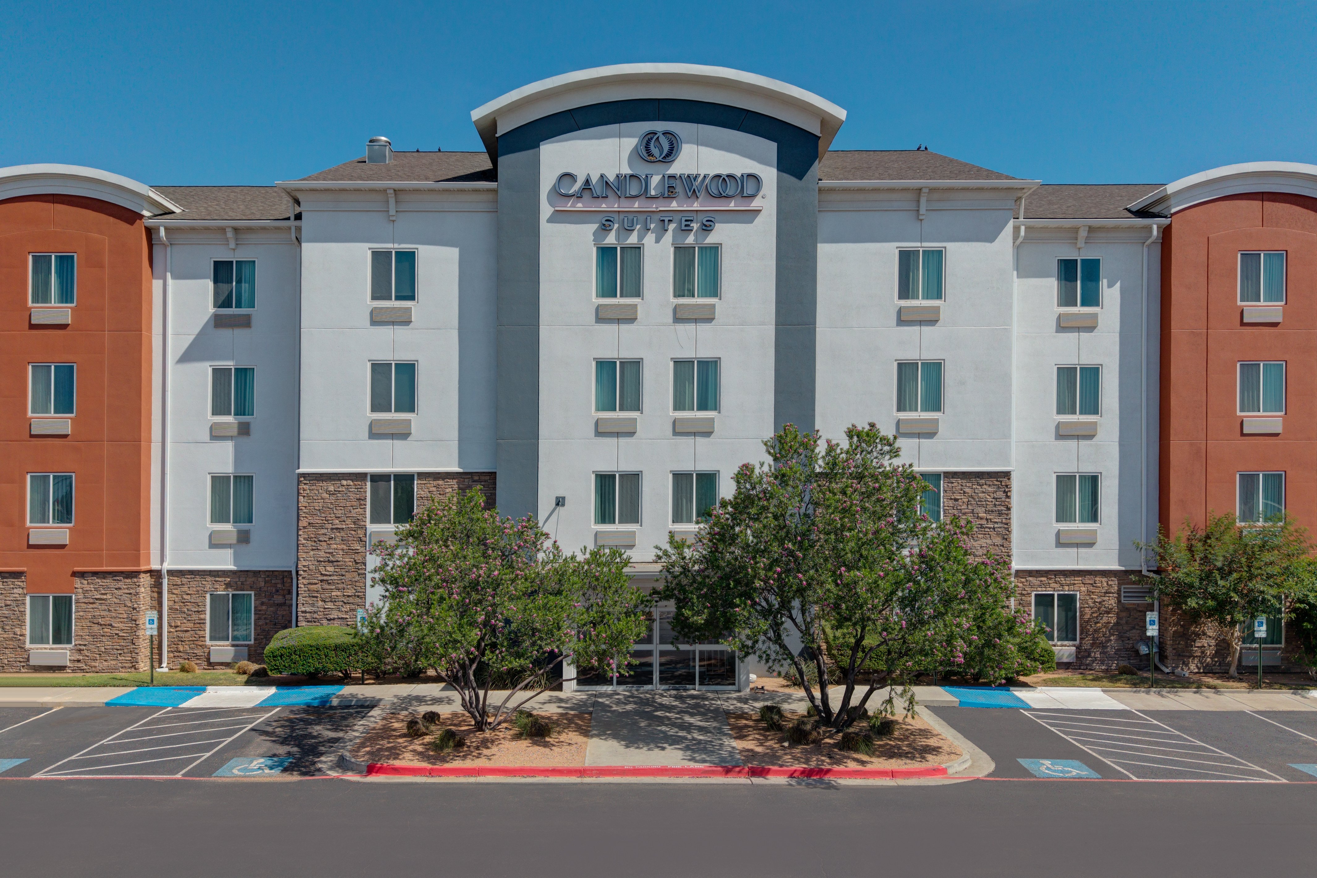 CANDLEWOOD SUITES MIDLAND SW 49/50