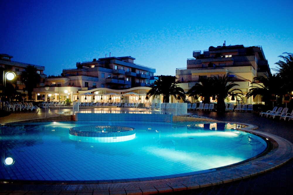 RESIDENCE CLUB HOTEL LE TERRAZZE 1/46