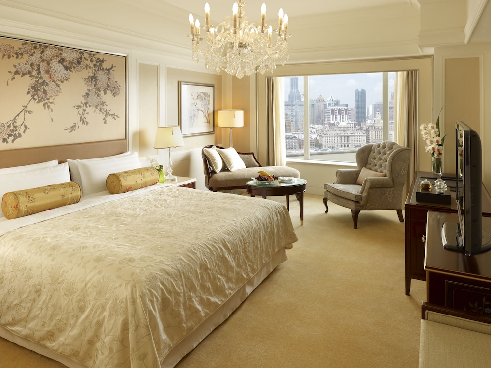 Pudong Shangri La 22/77