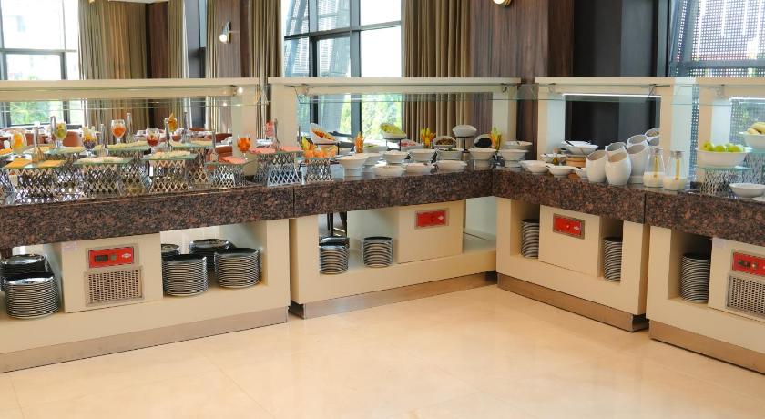 Ramada Hotel & Suites by Wyndham Erbil 32 Park — foto 3