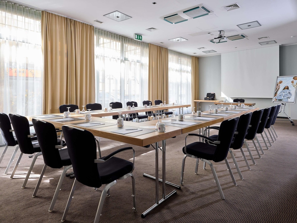 Mercure Hotel Dusseldorf City Center 37/48