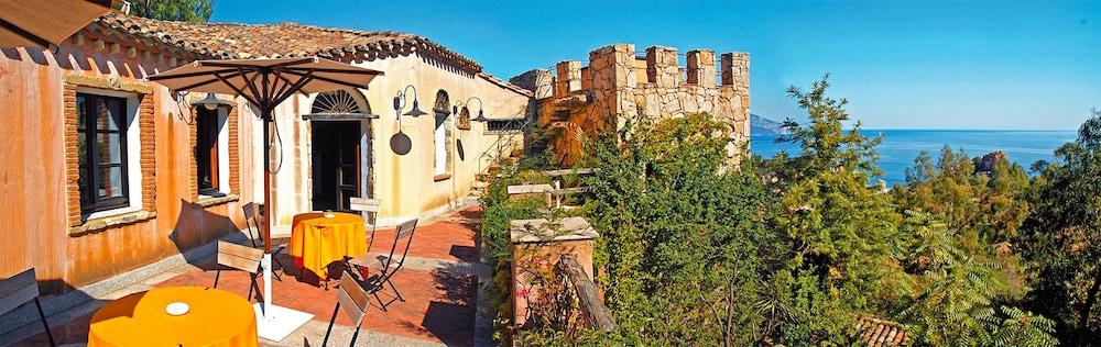 Blau Monte Turri 48/50