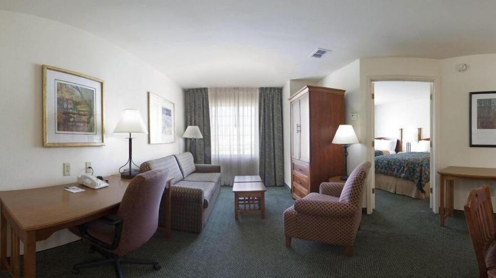 STAYBRIDGE SUITES BROWNSVILLE 46/73