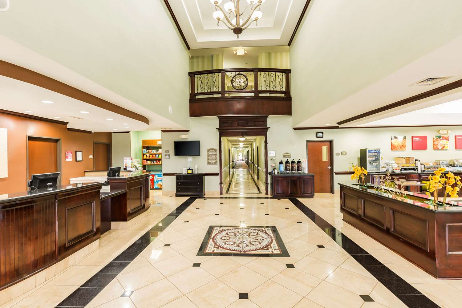 Comfort Suites Beaumont I-10, TX 12/20