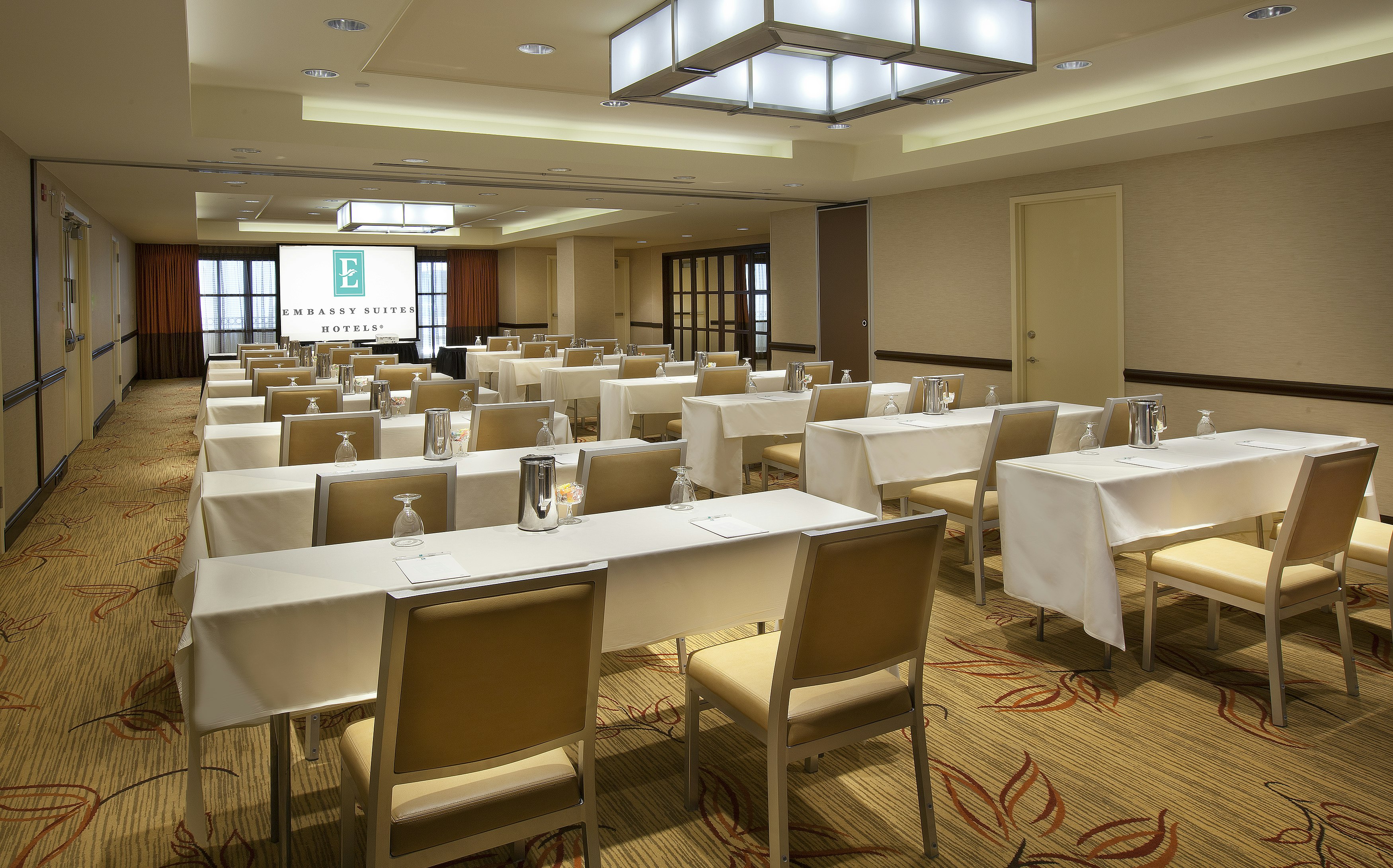 Embassy Suites By Hilton Washington Dc Chevy Chase Pavilion 71/80