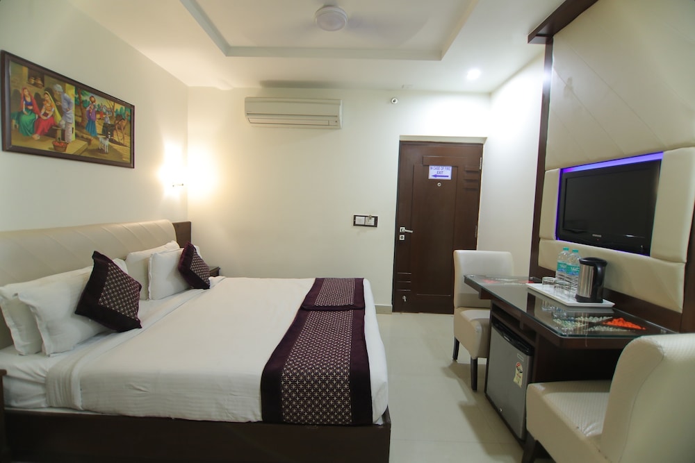 Hotel Taj Inn 27/64