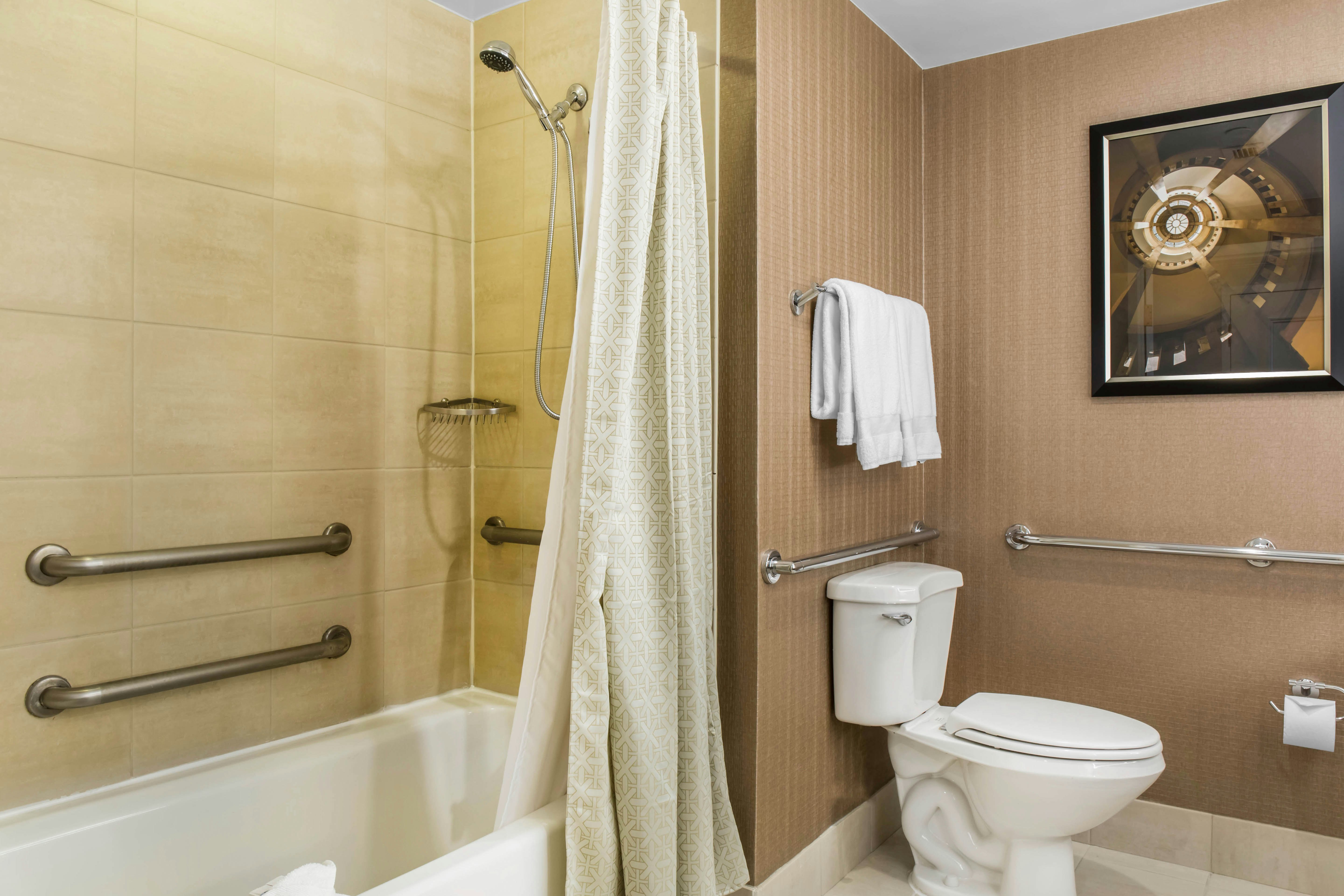 Omni Providence Hotel 73/75