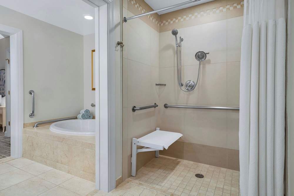 Marriott S Manor Club At Ford S Colony 47/50