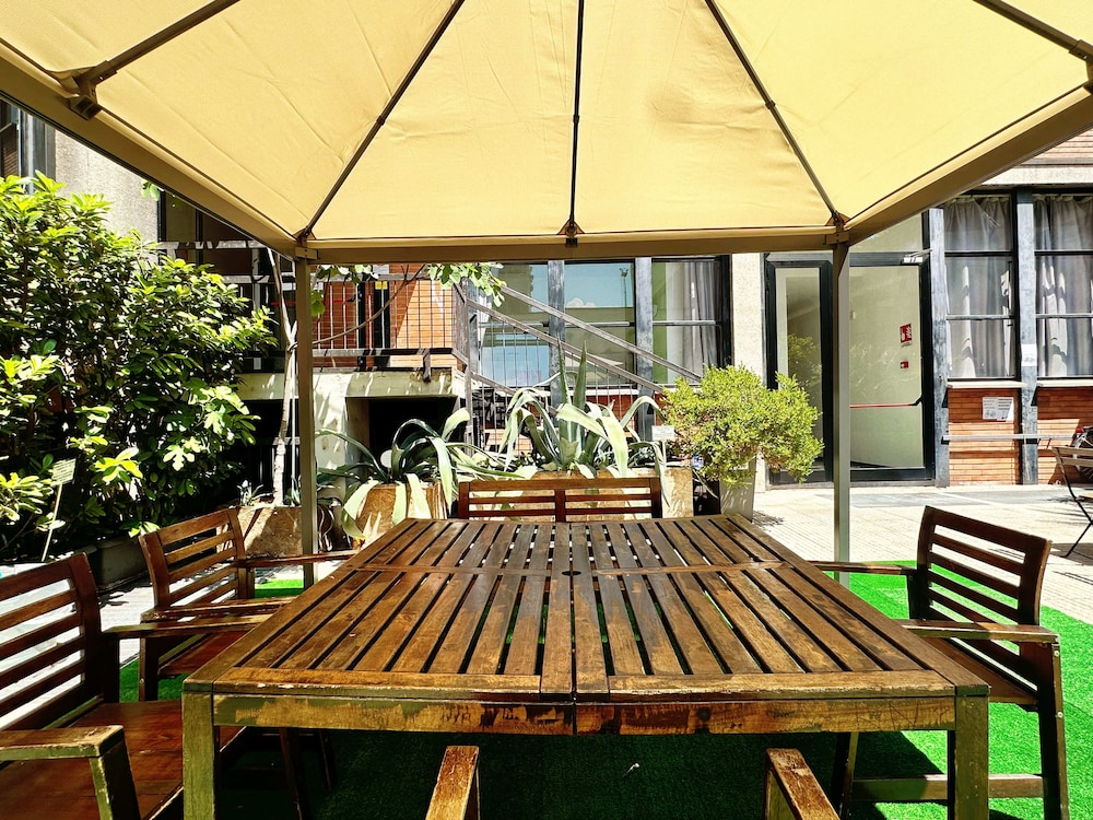 Mio Hostel 40/54