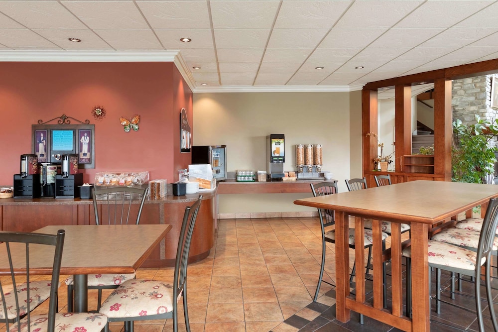 Days Inn By Wyndham Montmagny 28/34