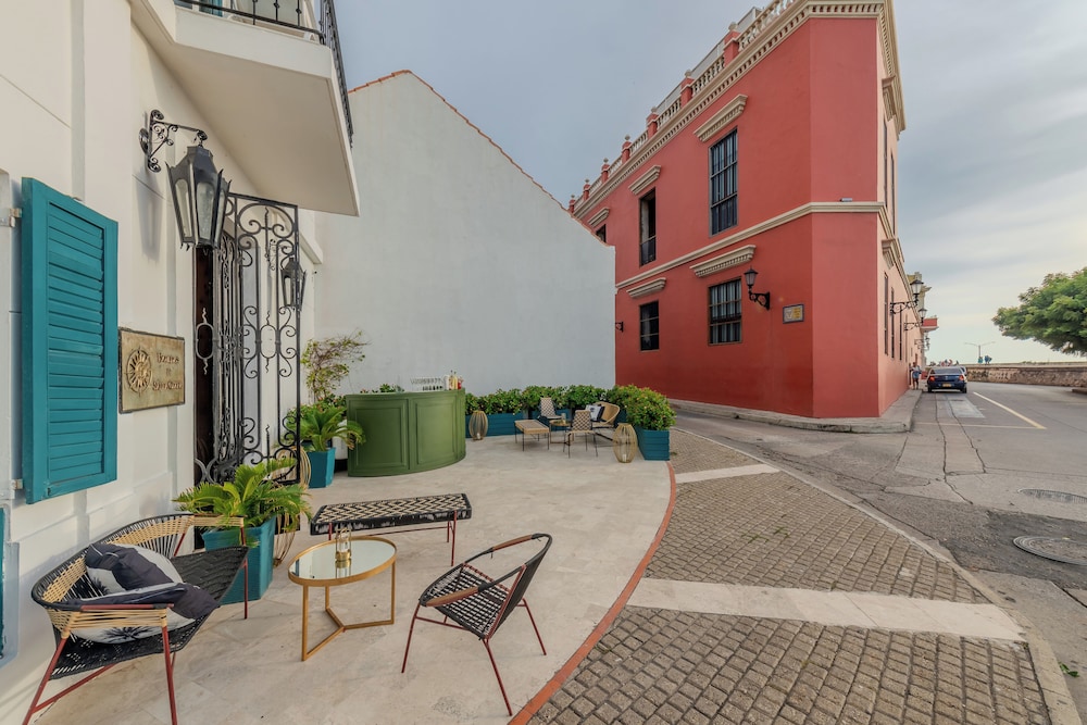 Bovedas de Santa Clara Boutique Hotel 67/78