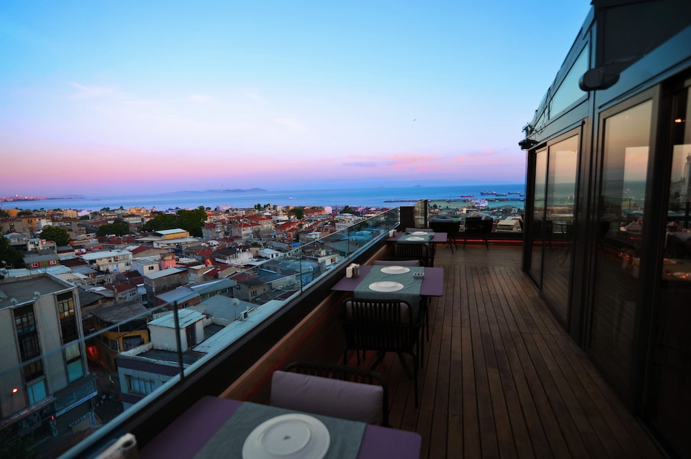 Hotel Venera Istanbul 62/62