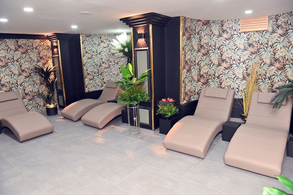 Silivri Safir Hotel & Restaurant 33/50
