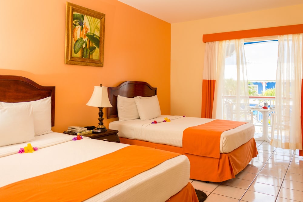 Bay Gardens Inn 32/75