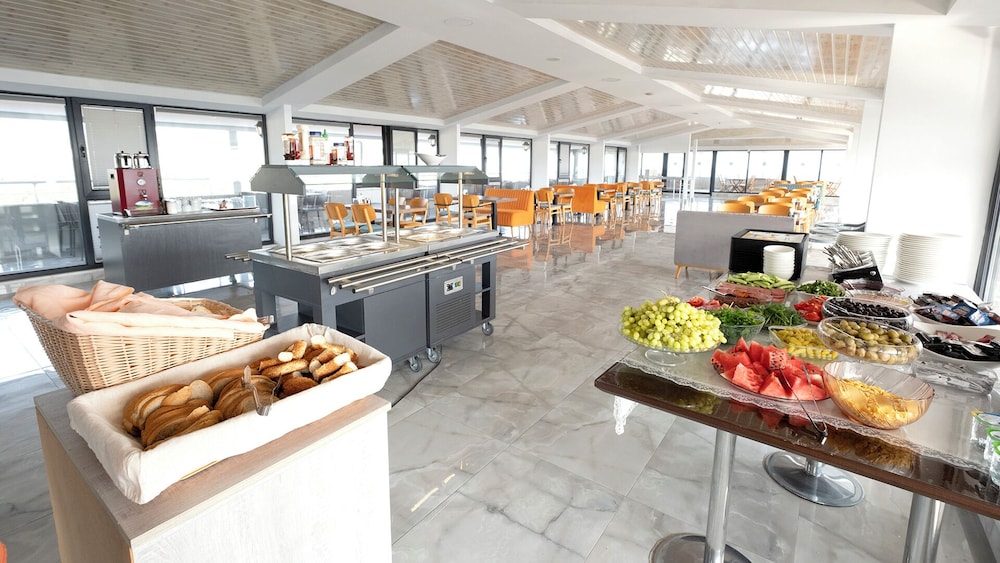 Yalikoy Deniz Otel 34/50