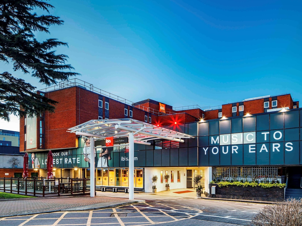 Ibis London Heathrow Airport 57/61