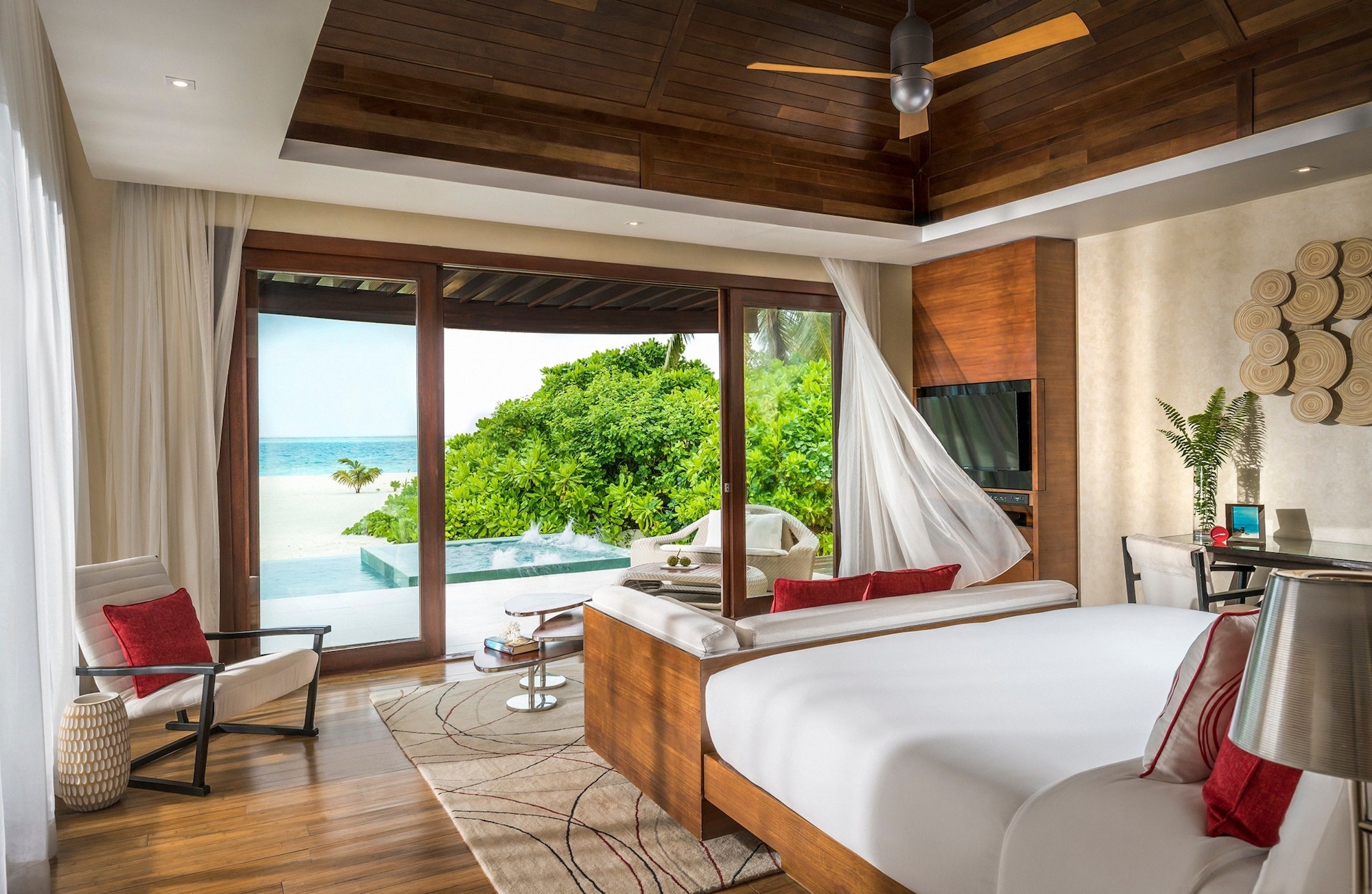 1 Bedroom, Beach Pool, Pavilion, King Bed