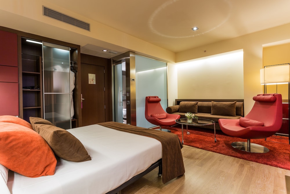 Crowne Plaza Madrid Centre Retiro 30/79