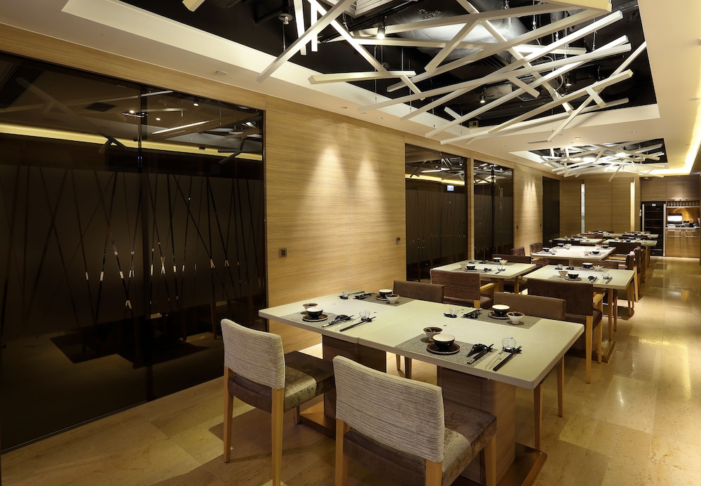 Lodgewood by Nina Hospitality, Mong Kok 30/32