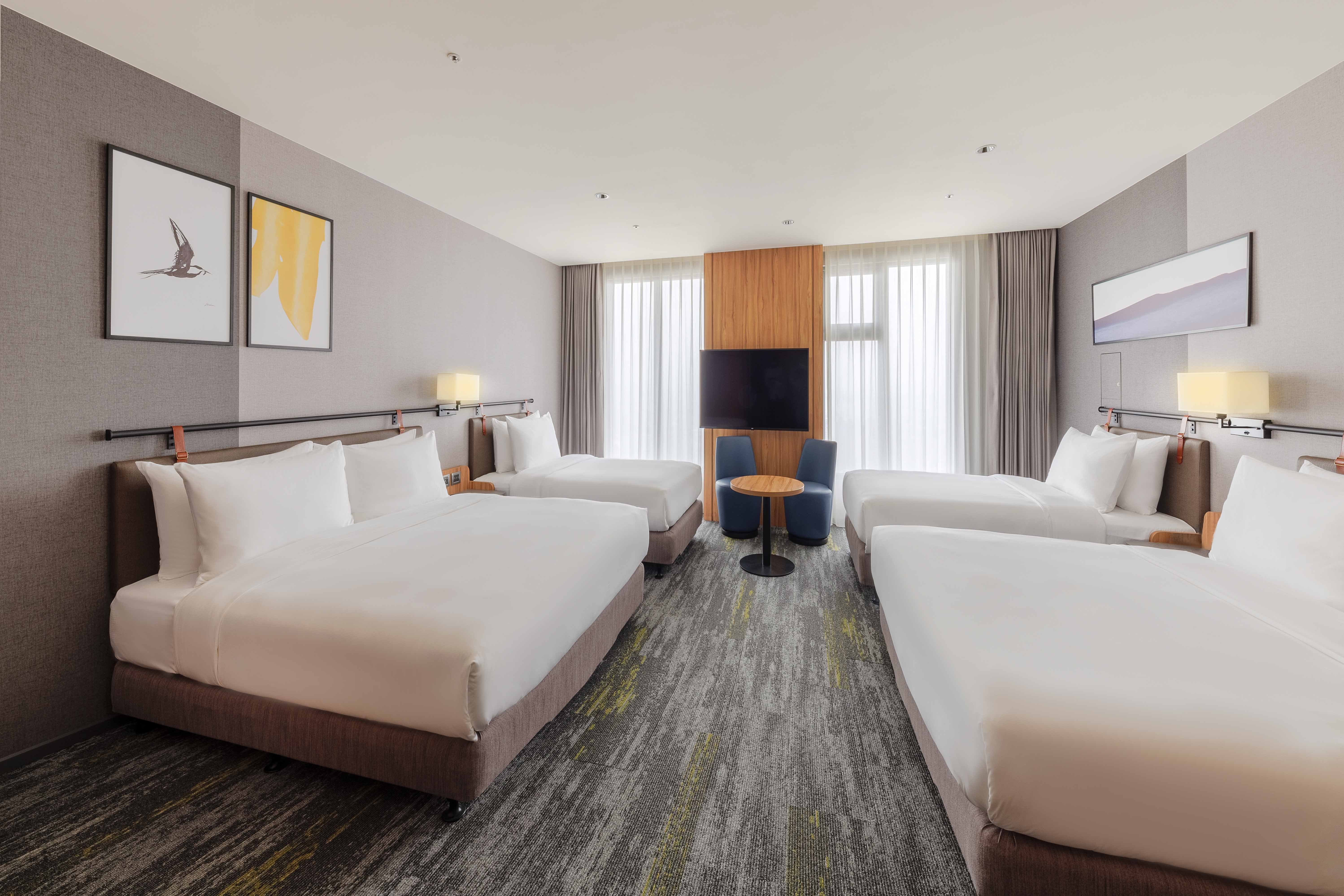 Grand, Twin Beds, 2 King Beds, voco Chiayi 6/7