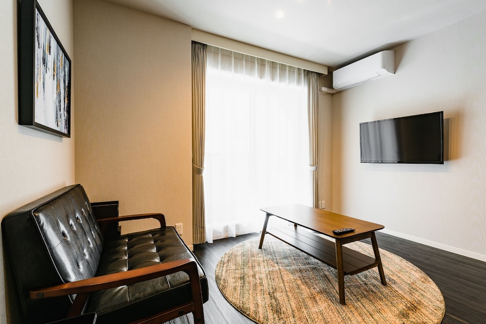 Grand Base Fukuoka 38/50