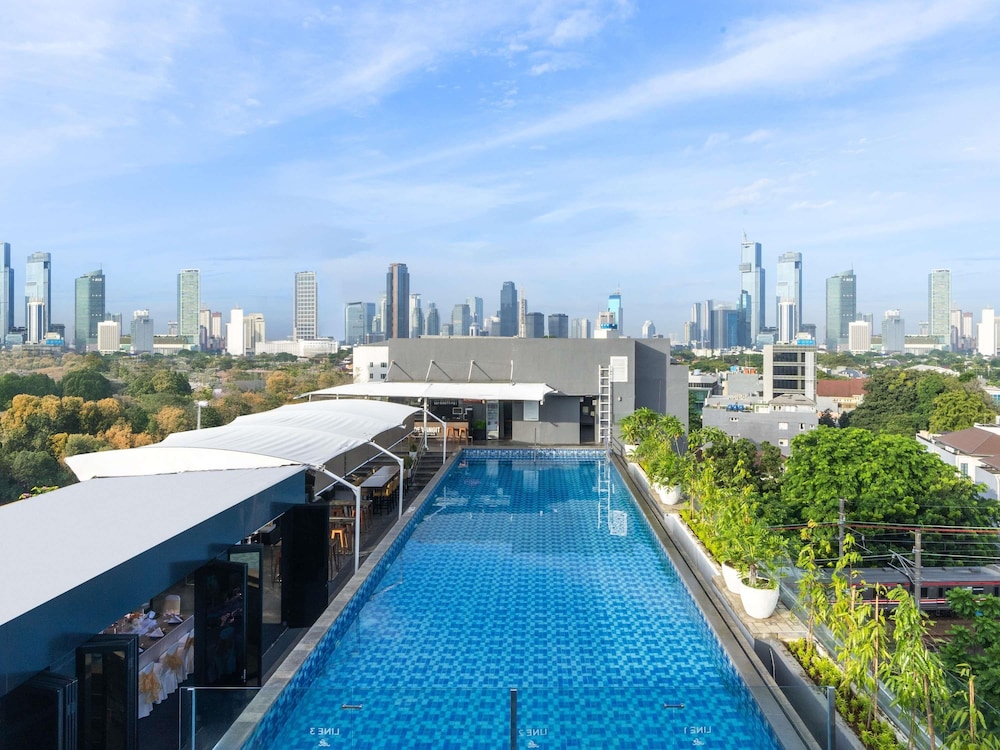 MERCURE JAKARTA CIKINI 44/50