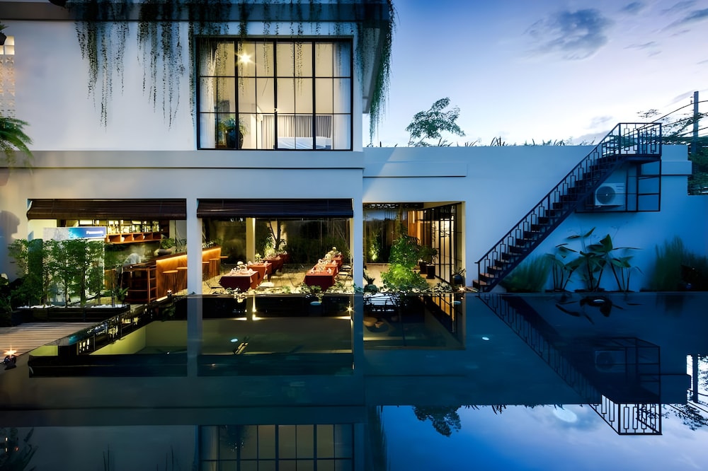 Vihara Residence 2/69