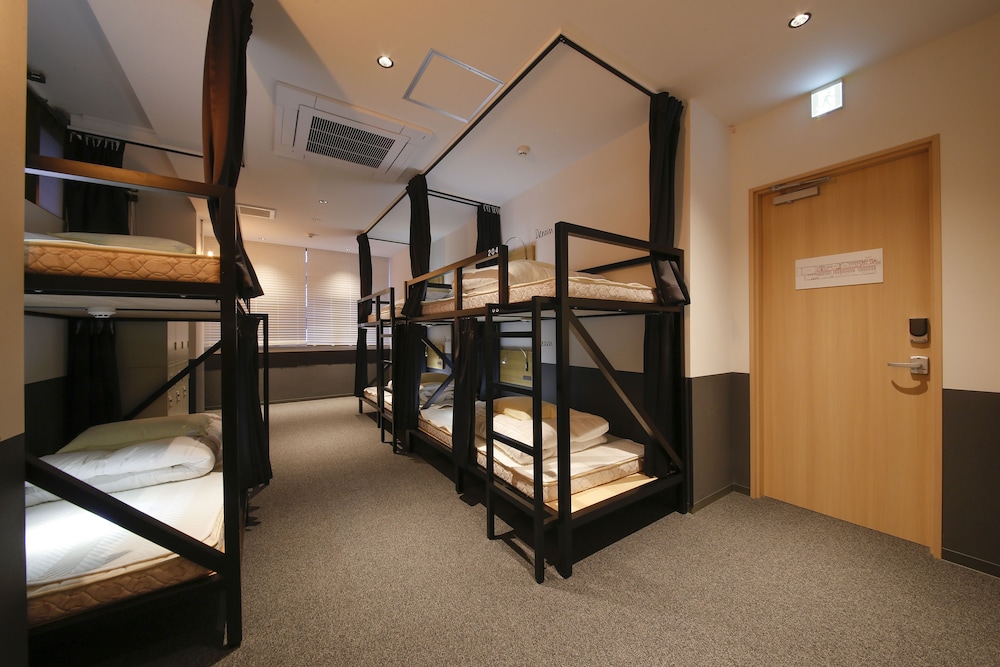 White Hostel Shinsaibashi 28/50