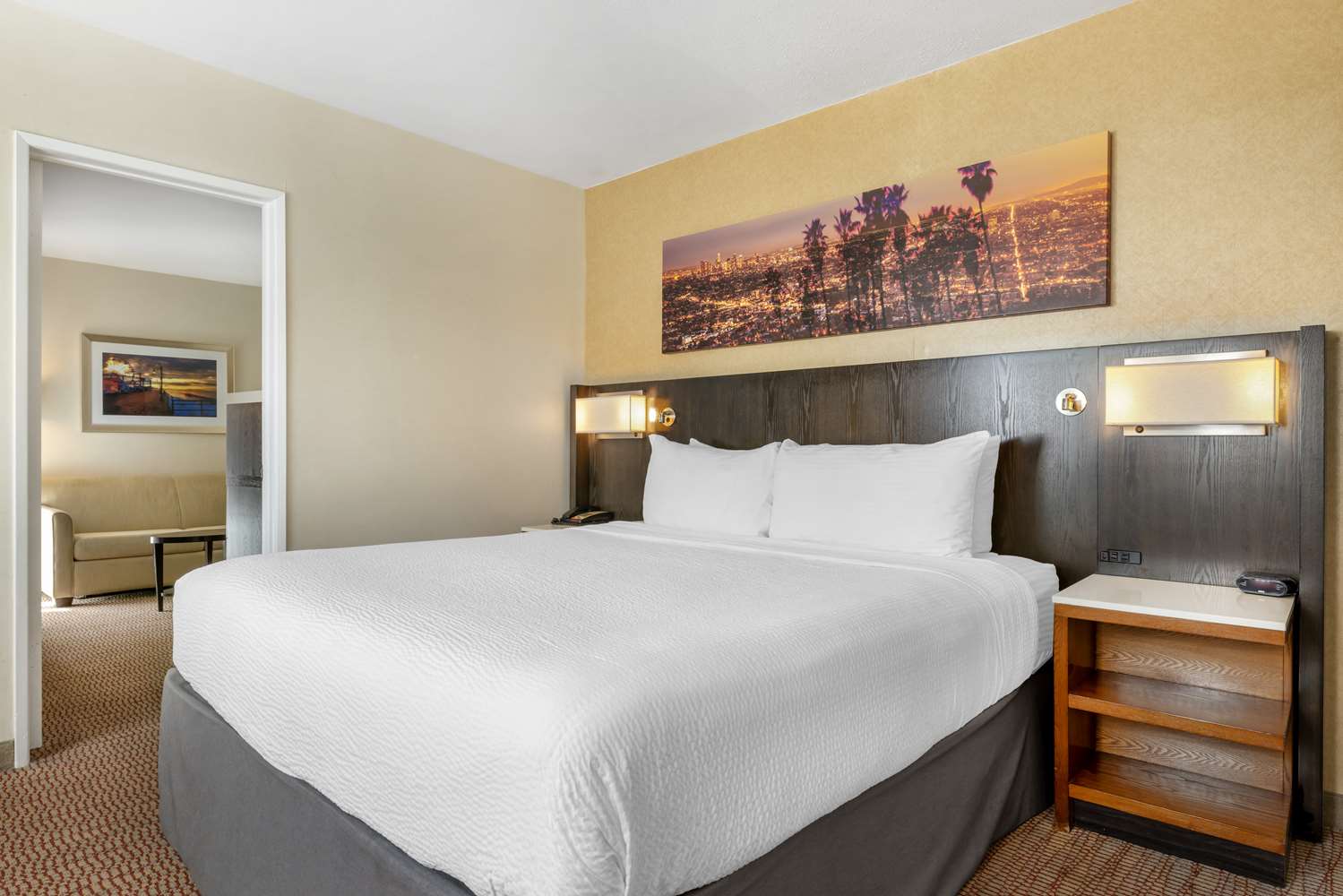 Best Western Royal Palace Inn & Suites 11/46